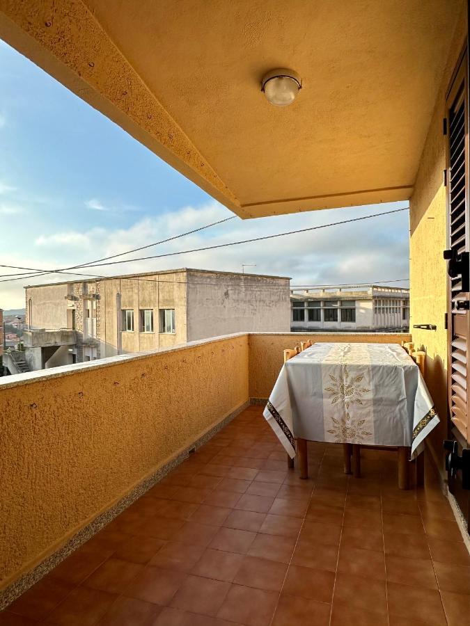 Appartement Residenza M.E.M. La Maddalena à La Maddalena  Extérieur photo